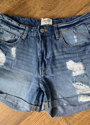 Стильные джинсовые шорты house5 фото