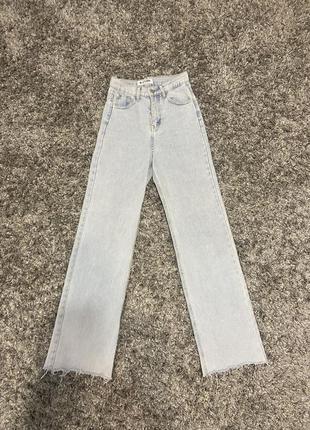 Широкие джинсы с необработанным низом в стиле levis2 фото