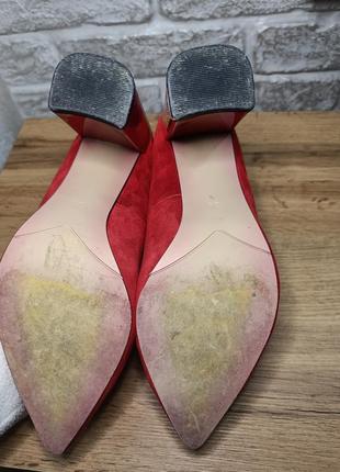 Женские замшевые красные туфли лодочки на каблуках на каблуке6 фото