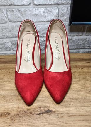 Жіночі замшеві червоні туфлі лодочки на каблуках на підборах4 фото