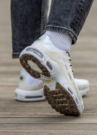 Яркие кроссовки nike air max tn terrascape plus терраскейп плюс зебра белые с подошвой1 фото