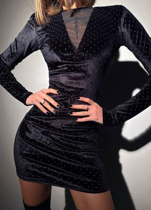 Изысканное бархатное платье декорированное камушками, бархатное вечернее платье мини с блестками5 фото