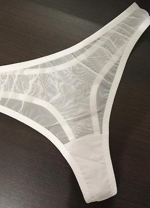 Базовые трусики стринги из сеточки