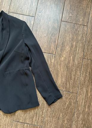 Красивый классический черный пиджак8 фото