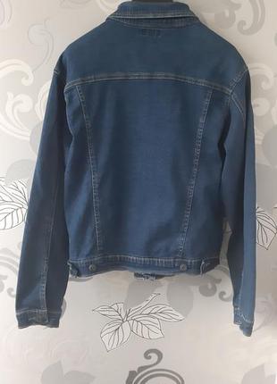 Темно-синяя синяя джинсовка джинсовая куртка куртрчка пиджак жакет2 фото