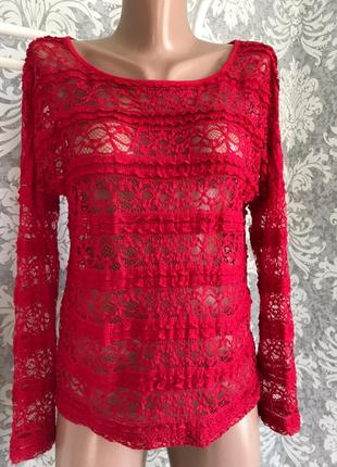 Блуза женская гипюровая красного цвета