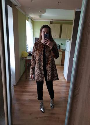 Пальто в леопардовый принт4 фото
