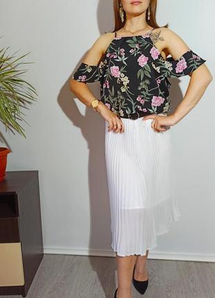 Блуза с открытыми плечами тренд цветочный принт3 фото