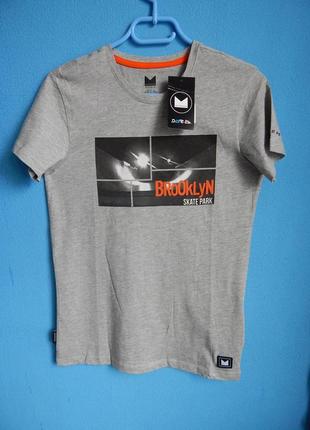 Футболка жіноча сіра