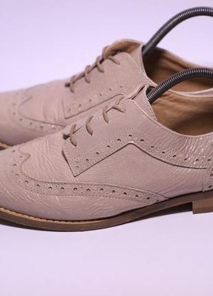 Туфлі стиль