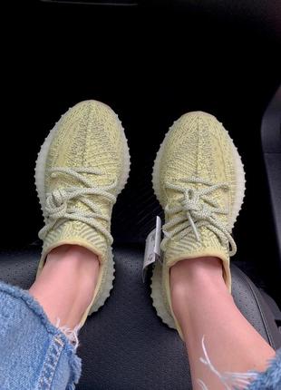 Кроссовки женские adidas yeezy 350 v2 “antlia”