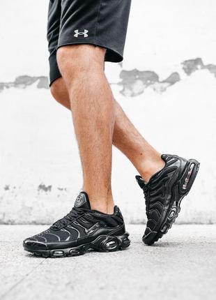 Nike air max plus tn full black