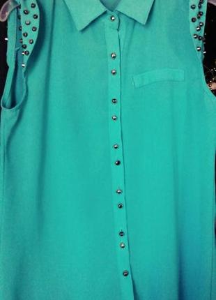 Блуза с шипами