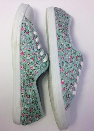 New look кеди з квітковим принтом 23 см