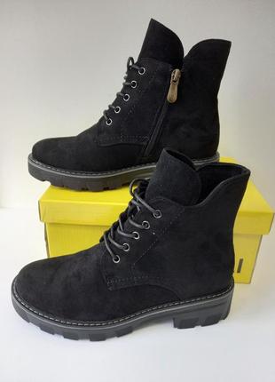 Женские весенние  ботинки черные замшевые на шнуровке с молнией а12231050