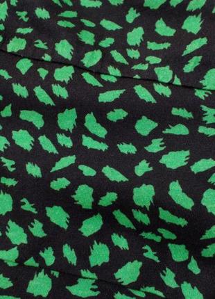 Новая короткая блуза-топ зеленый принт oversize 'riani' 46-50р6 фото