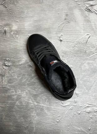 Мужские зимние кожаные ботинки с логотипом tommy hilfiger черные7 фото
