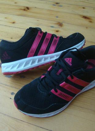 Кроссовки adidas black оригинал 38 разм