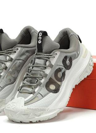 Nike acg mountain fly 2 low grey кроссовки мужские серые найк, кроссовки мужественные серие найк