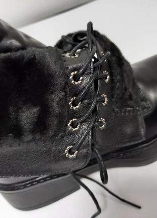 Зимние женские ботинки  чёрные с квадратным носком на шнуровке с молнией черные ботинки для женщин зима9 фото