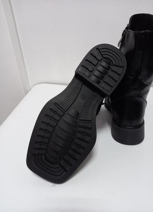 Зимние женские ботинки  чёрные с квадратным носком на шнуровке с молнией черные ботинки для женщин зима4 фото