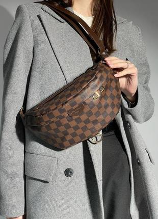 Сумка в стиле louis vuitton бананка