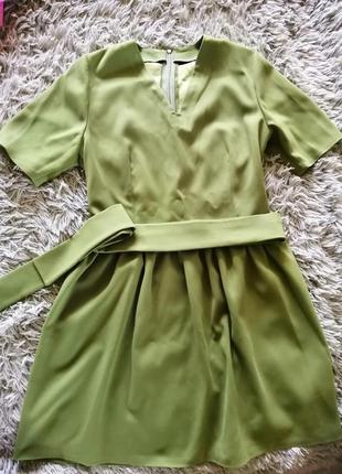 Зелена сукня
