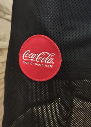 Интересное классное платье сеточка от coca-cola hype с нашивками4 фото