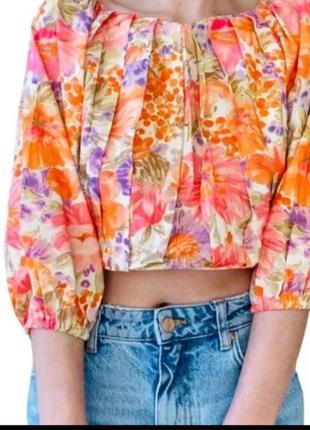 Zara квітковий плісирований бабл-топ