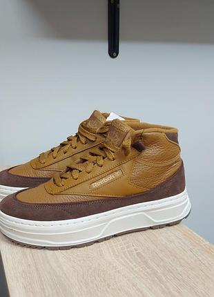 Кросівки кроссовки reebok club c geo mid