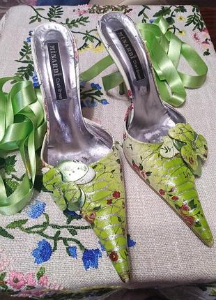 Эксклюзивные шлепанцы 38 размер