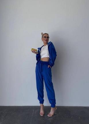 Велюровий плюшевий костюм : вкорочена кофточка і зручні штани джогери,колір - фуксія , блакитний , мокко, електрик7 фото