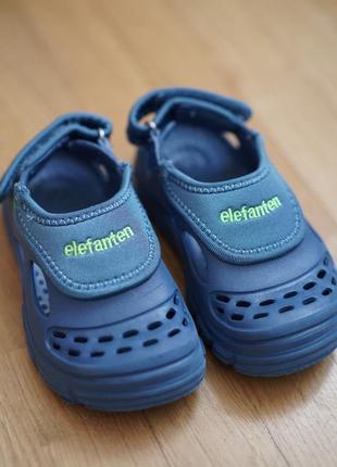 Сандалі босоніжки