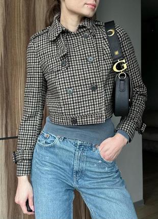 Укорочений твідовий жакет від zara