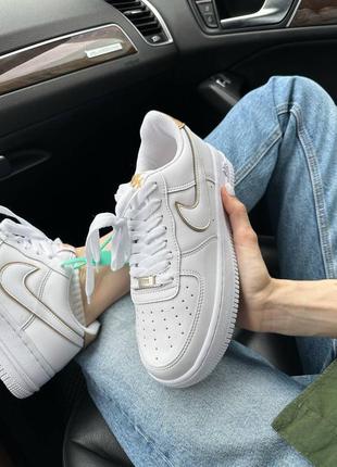 Кроссовки nike air force 1 07 essential white gold5 фото
