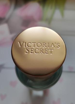 Комплект лосьйон і парфумований спрей victoria's secret оригінал2 фото