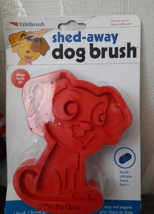 Щітка для вичісування собак