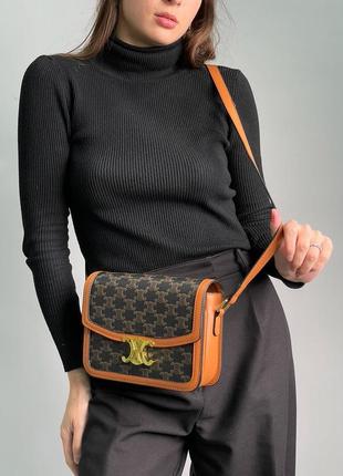 Сумка женская клатч celine teen triomphe bag in triomphe canvas and calfskin tan6 фото