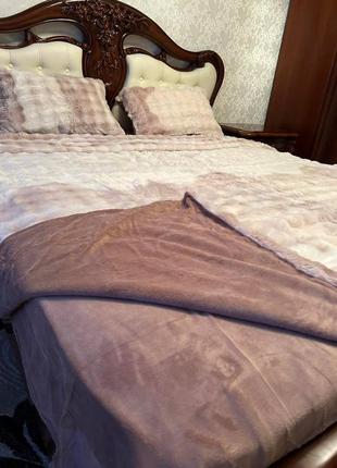 Новинка комплект велюрового постельного белья, стильная, качественная и теплая7 фото