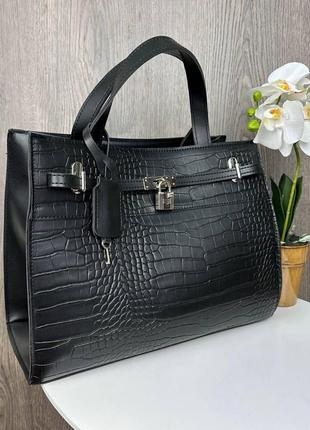 Велика жіноча сумка під рептилію з чорним декоративним замком. сумочка на плече рептилія крокодил замочок r_1049