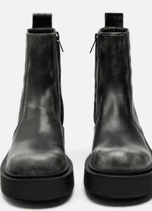 Шкіряні ботинки з імітацією потертості від zara2 фото