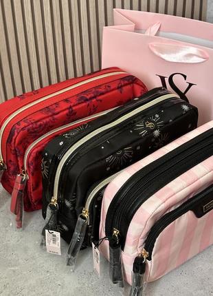 Косметичка від victoria's secret