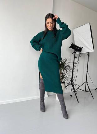 Костюм вязаний