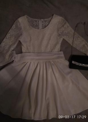 Платье с кружевом нарядное1 фото