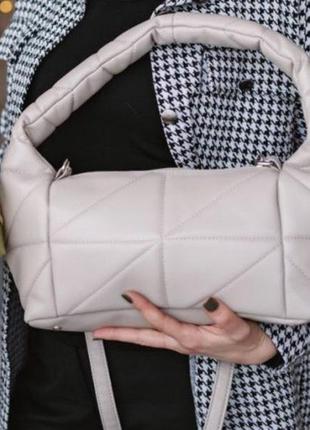 Стильна незвичайна жіноча сумочка велика вмістима зі шкірозамінника бежевий-тауп1 фото