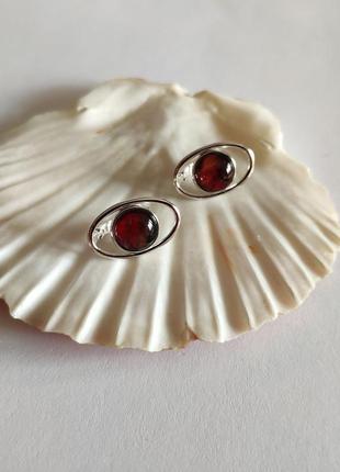 Стильные серебряные сережки с искусственным аммолитом яркие овальные серьги из серебра с круглым камнем2 фото