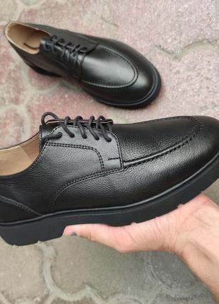 Універсальні туфлі на високій підошві 40 - 45 розмір