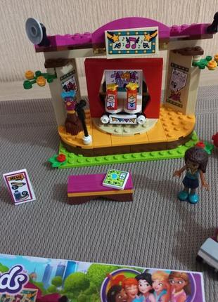 Lego friends 41334 сцена андреа в парке.
на возраст от 6-12лет.2 фото