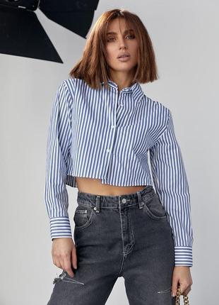 Укороченная женская рубашка в полоску голубая