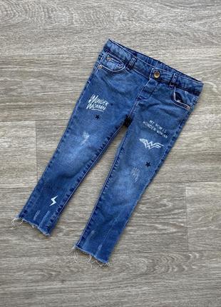 Стильные джинсы брюки с надписями скинни zara 98